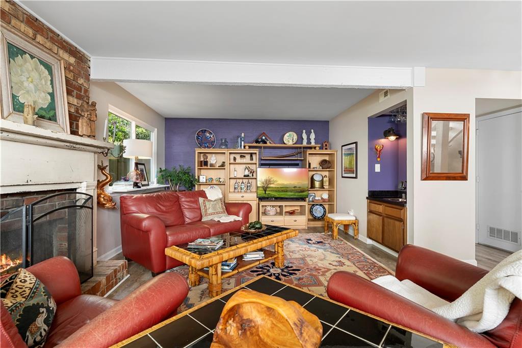 2946 Chipmunk Trail SE