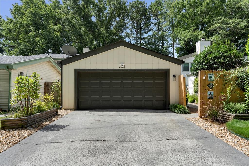2946 Chipmunk Trail SE