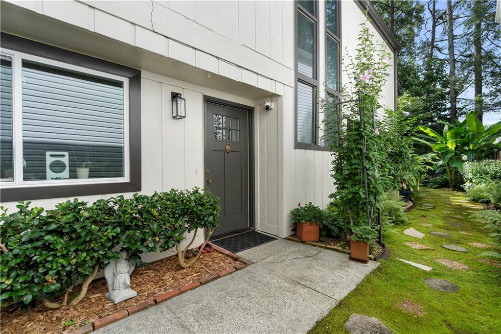 2946 Chipmunk Trail SE