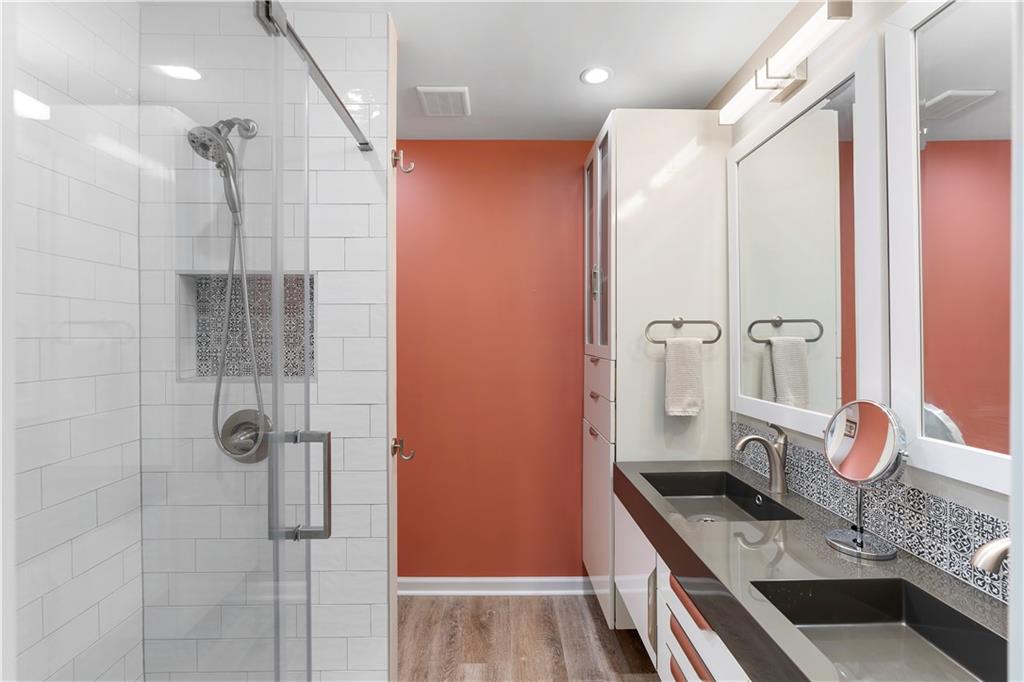 2946 Chipmunk Trail SE