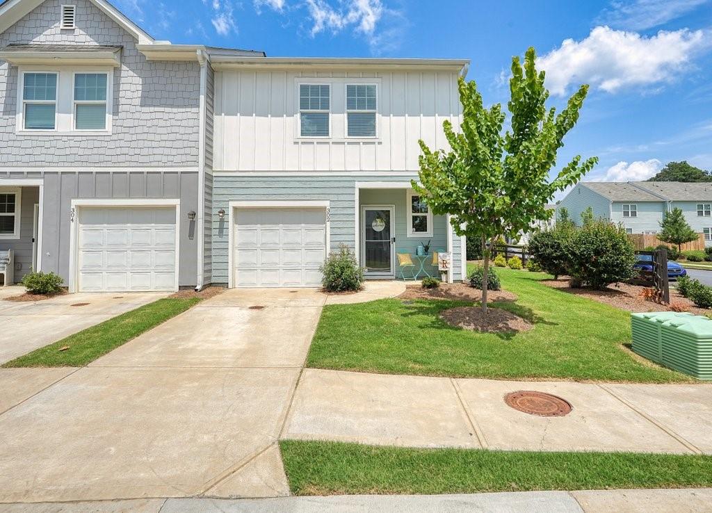 302 Penn Station Way