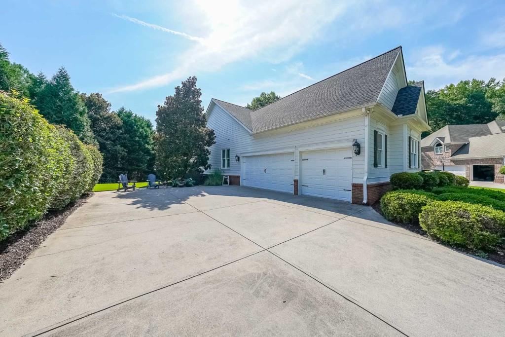 3081 Moss Stone Lane
