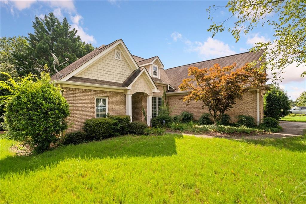 117 Garden Lake Drive