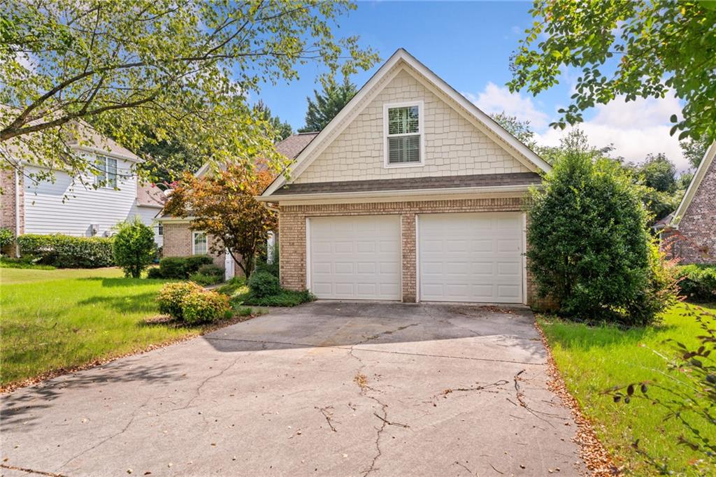 117 Garden Lake Drive