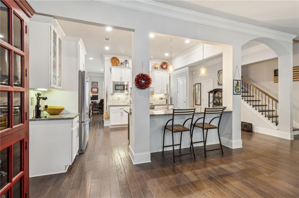 228 River Knoll Way