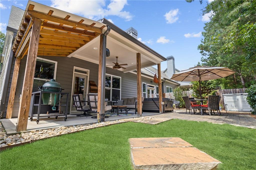 228 River Knoll Way
