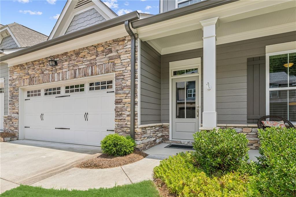 228 River Knoll Way