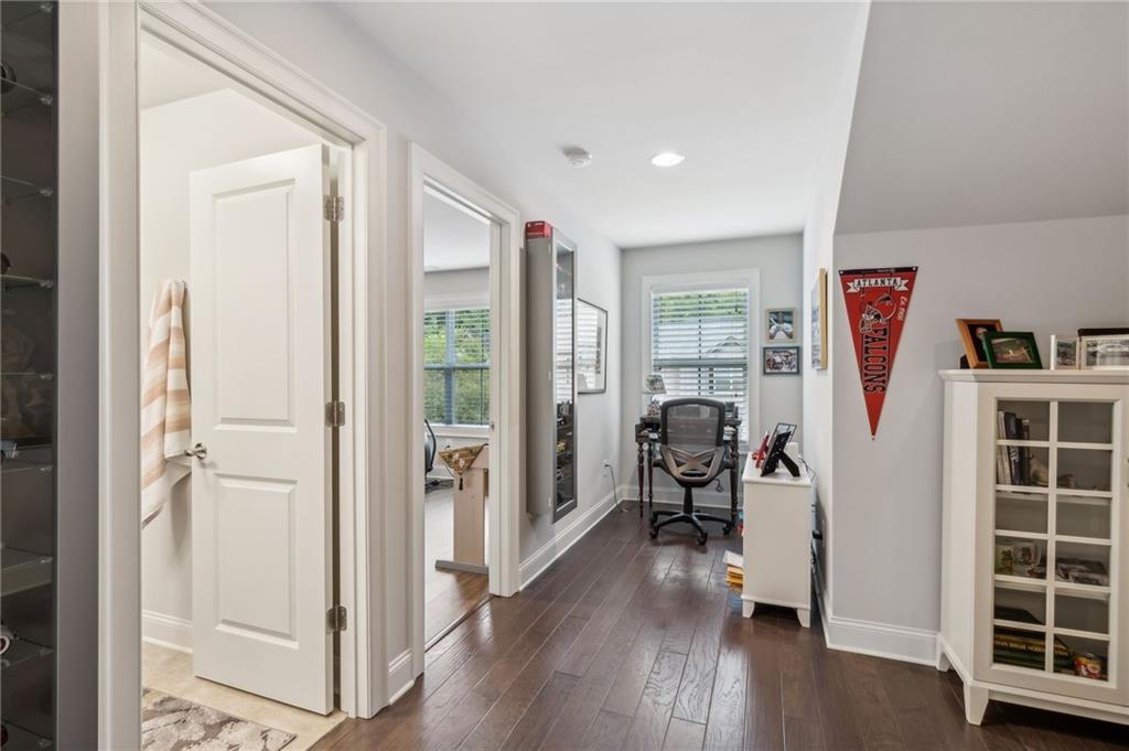 228 River Knoll Way