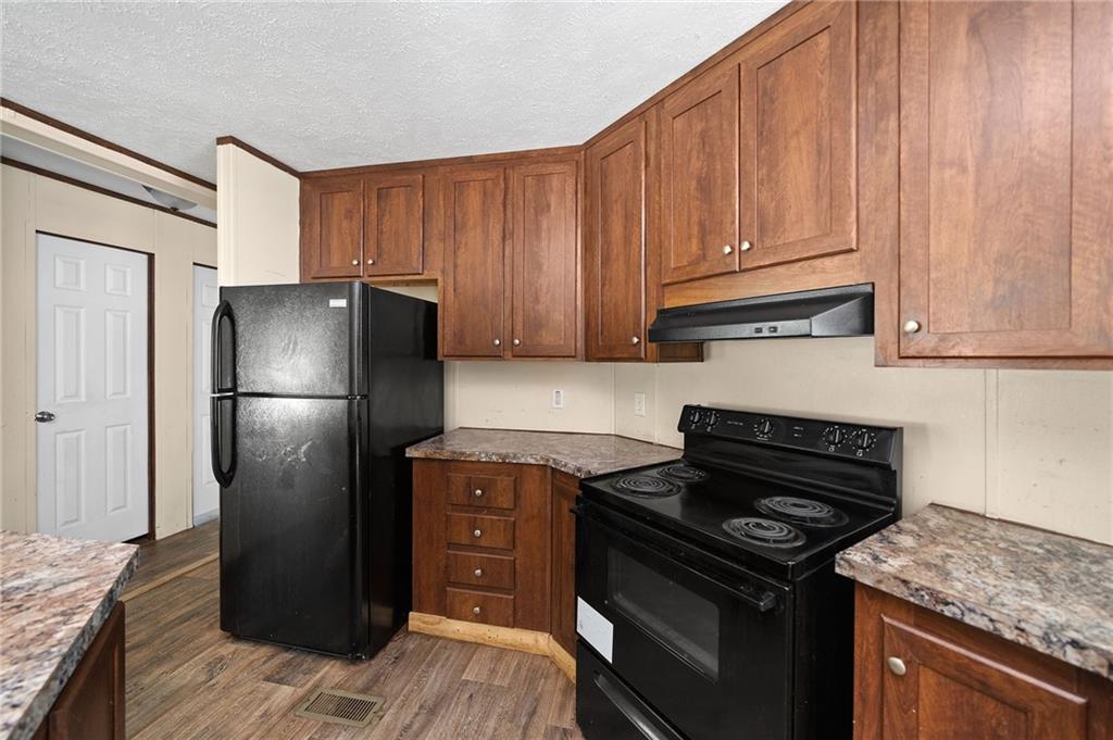 120 Westview Court