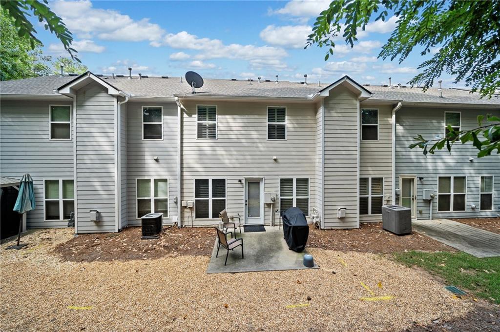 243 Brownstone Circle Unit 25