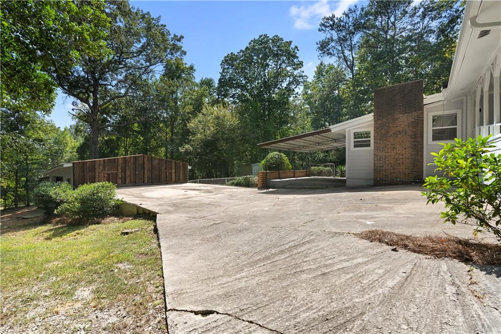 3821 Oak Hill Road
