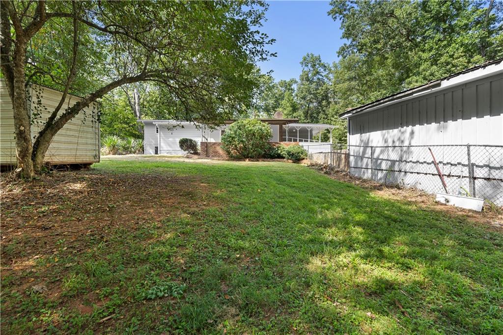 3821 Oak Hill Road