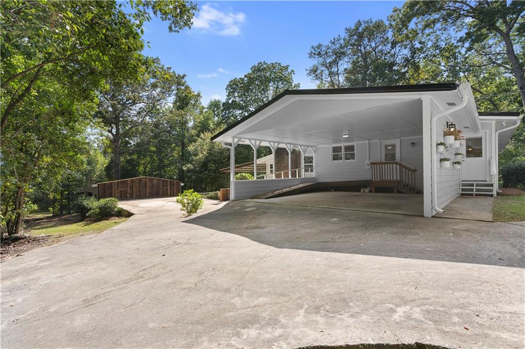 3821 Oak Hill Road