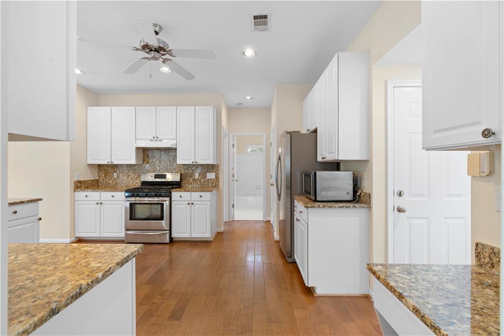 4104 Daniel Green Trail SE