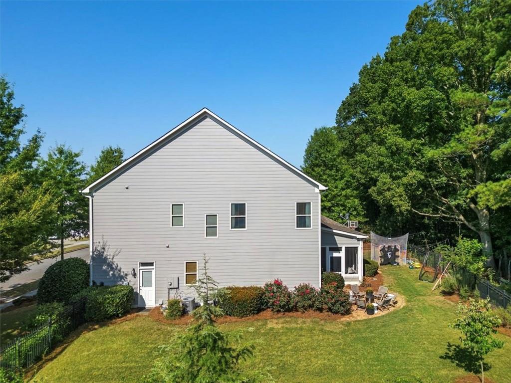 462 Tensas Trace
