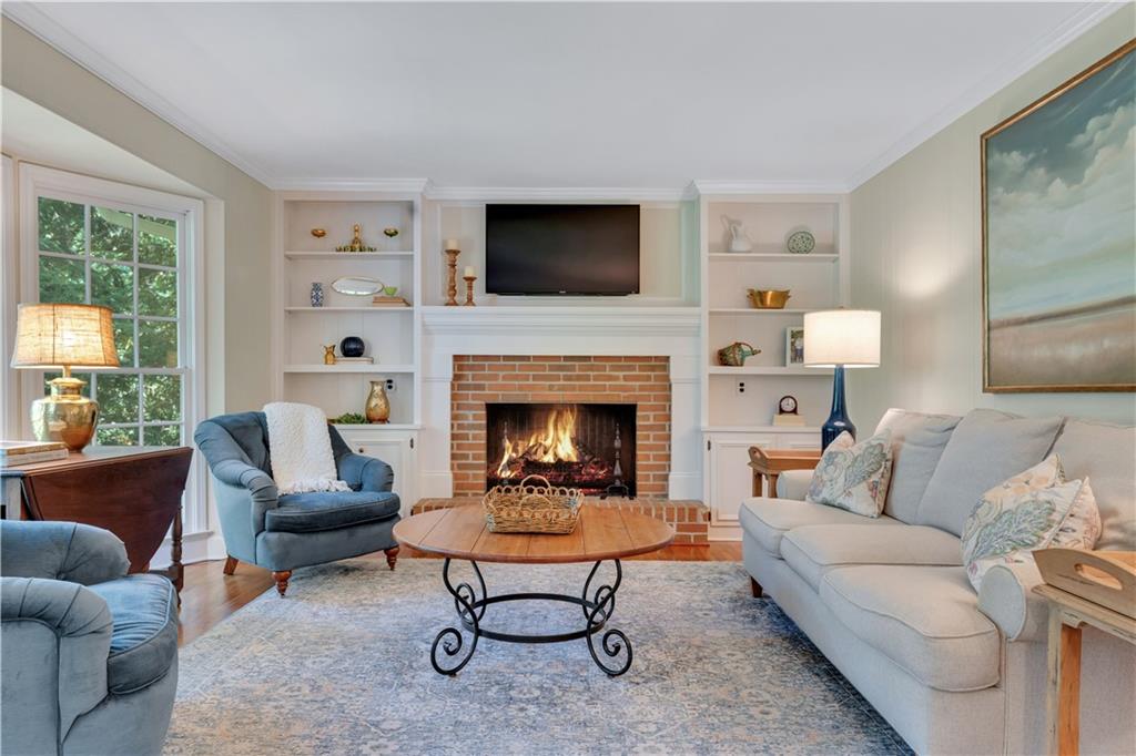 1711 E Bank Drive