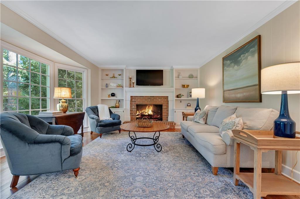 1711 E Bank Drive