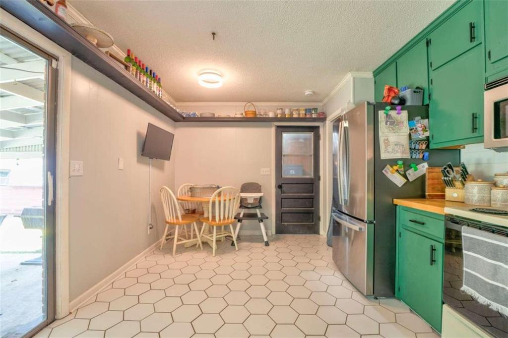 104 NW Drexel
