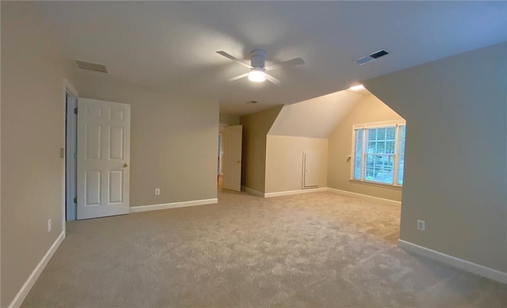 4178 Gateswalk Drive SE