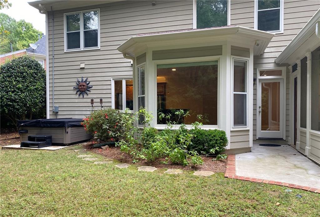 4178 Gateswalk Drive SE