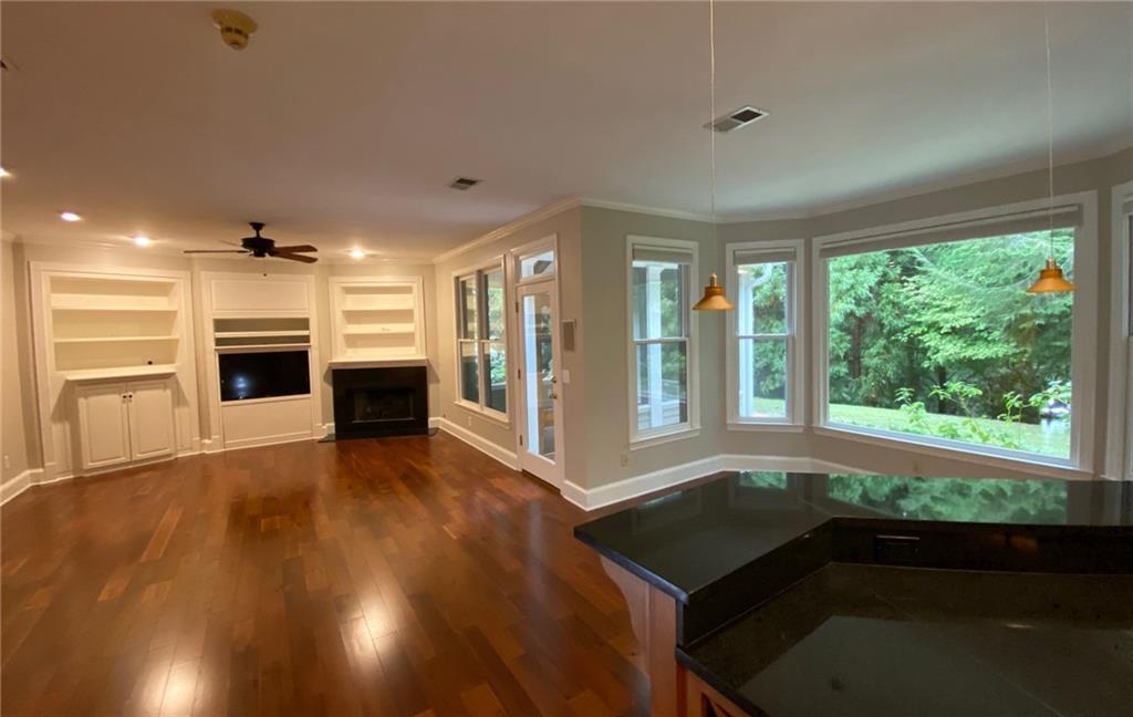 4178 Gateswalk Drive SE