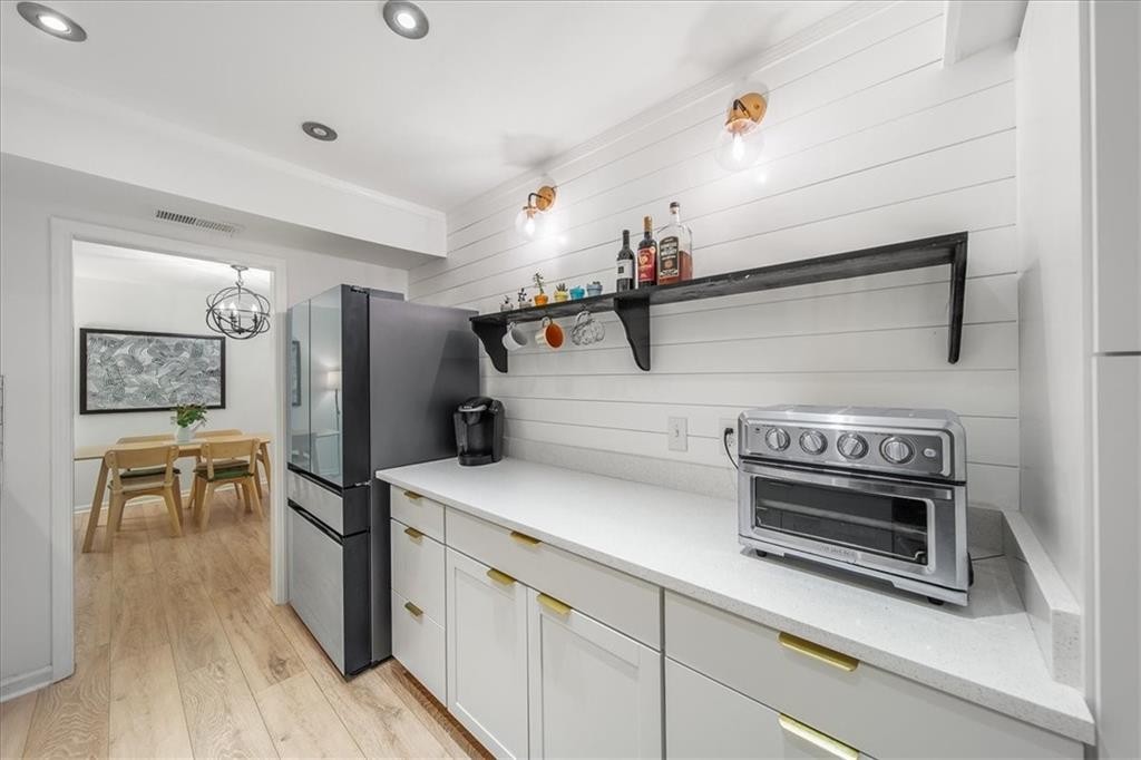 6851 Roswell Road Unit H6