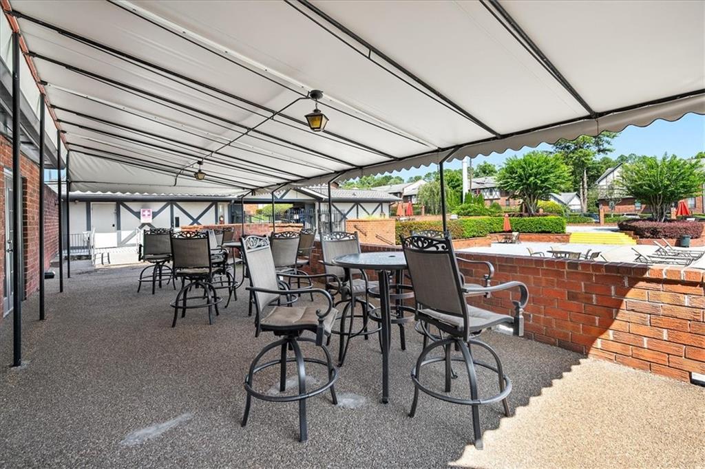 6851 Roswell Road Unit H6