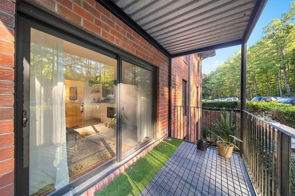 6851 Roswell Road Unit H6