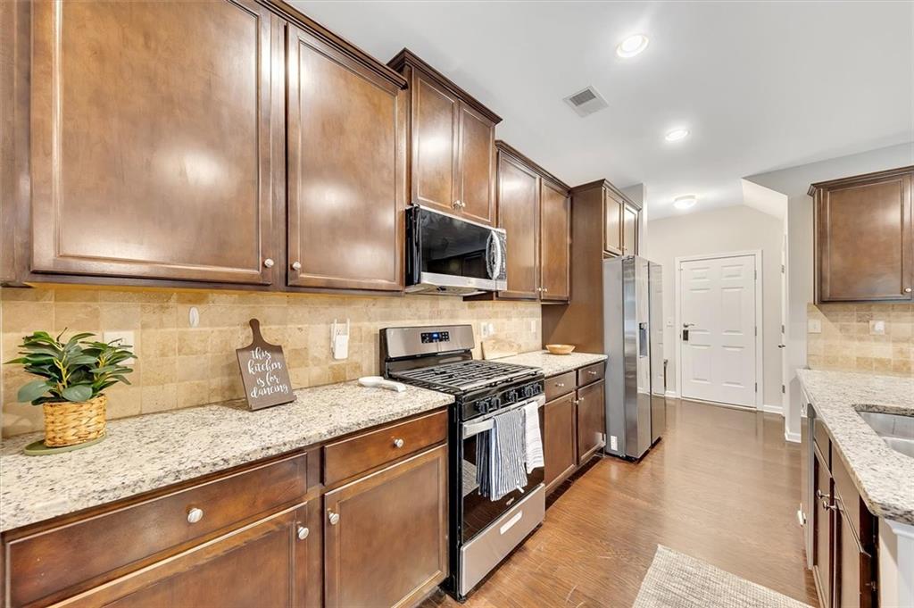 647 Georgia Way