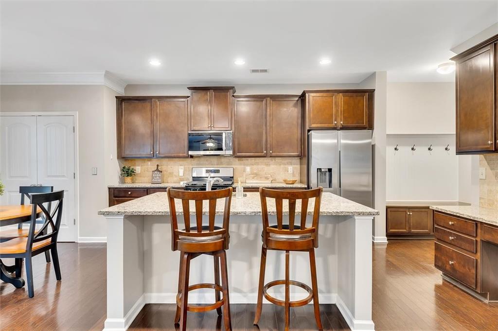 647 Georgia Way