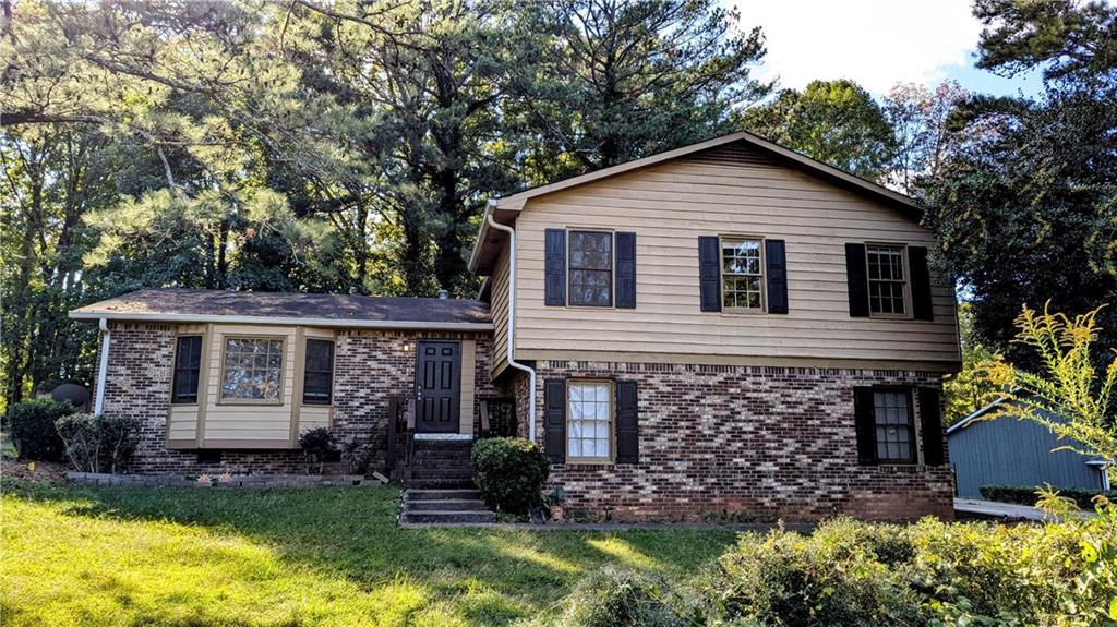 1673 Pineford Court