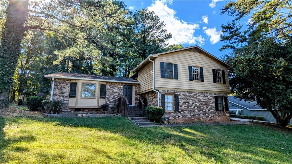 1673 Pineford Court