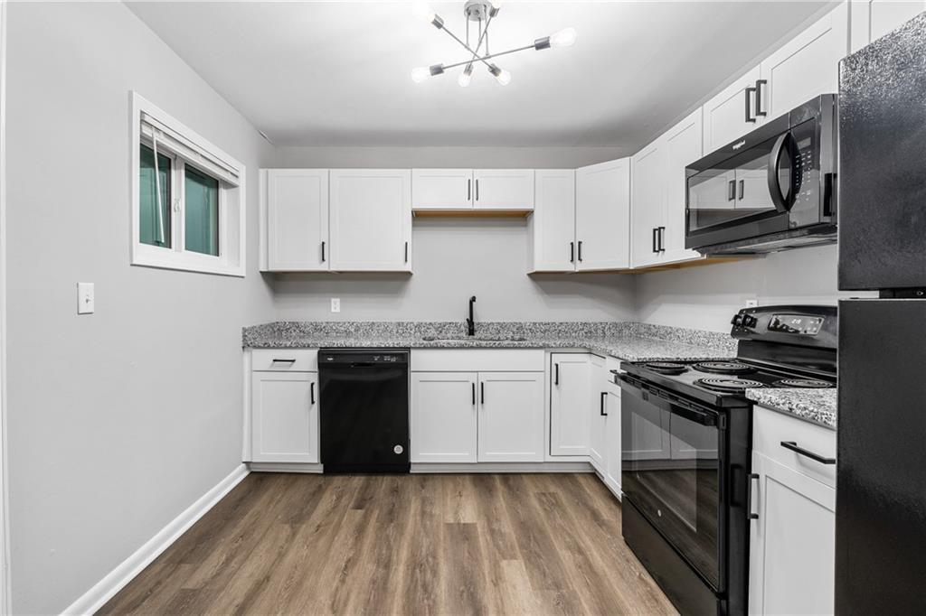 4328 Glenwood Parkway