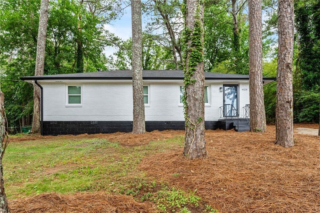 4328 Glenwood Parkway
