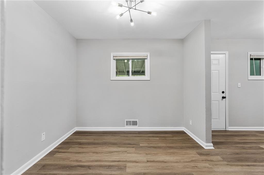 4328 Glenwood Parkway