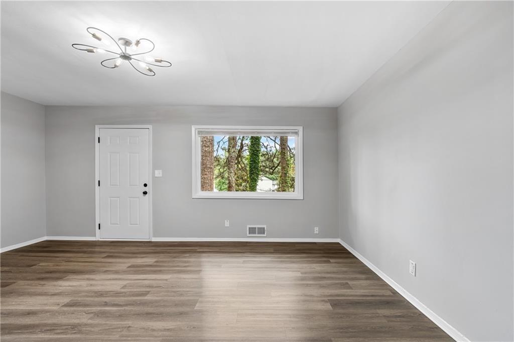 4328 Glenwood Parkway