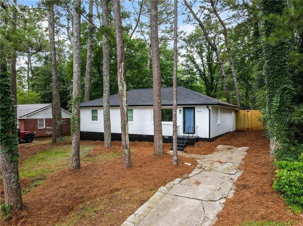 4328 Glenwood Parkway