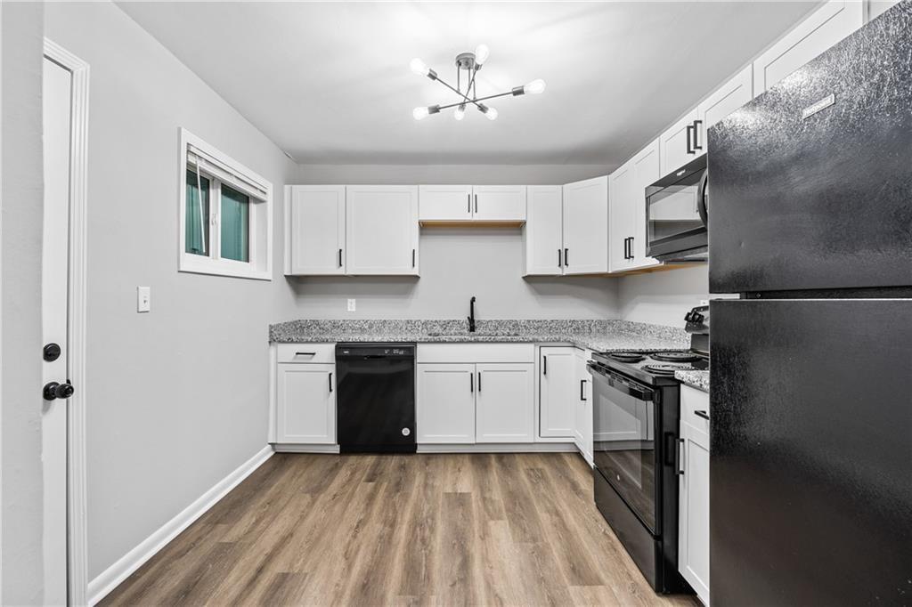 4328 Glenwood Parkway