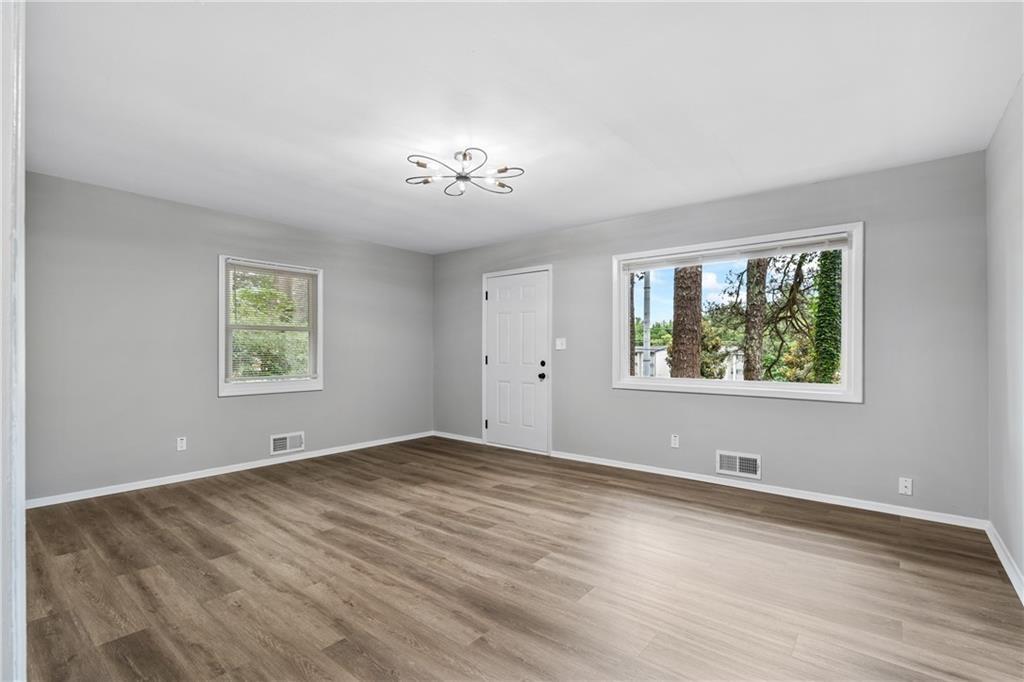 4328 Glenwood Parkway