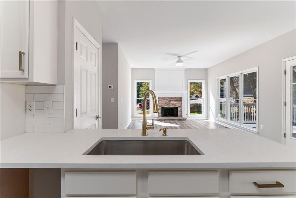 3752 High Gables W
