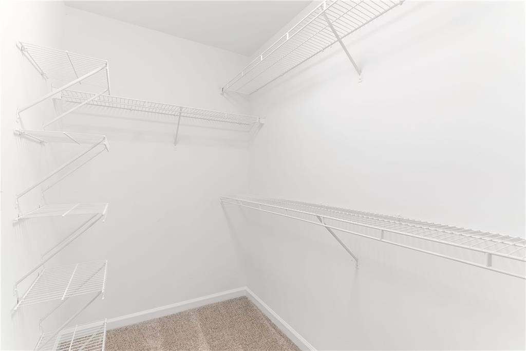 3752 High Gables W