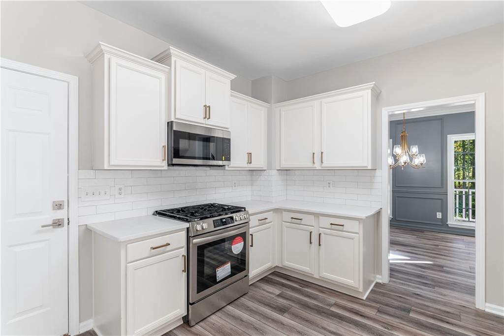 3752 High Gables W
