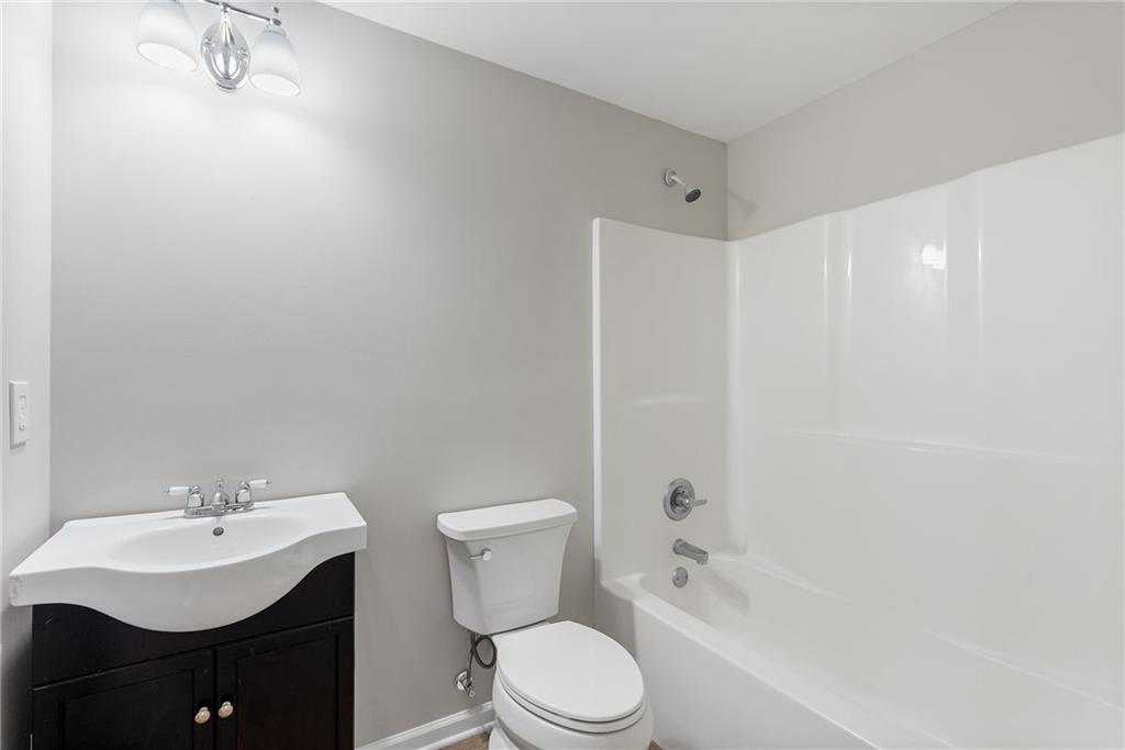 3752 High Gables W