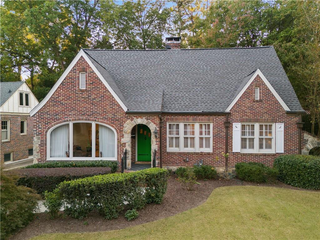 811 East Morningside Drive NE