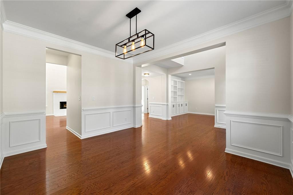 212 Roseman Way