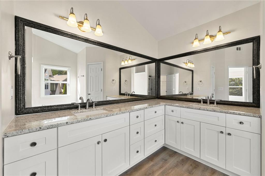 212 Roseman Way