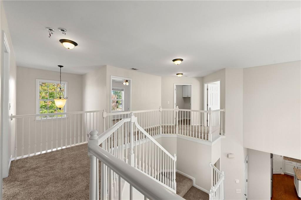 212 Roseman Way