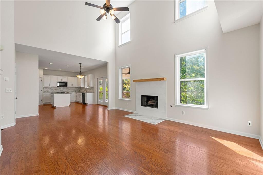212 Roseman Way