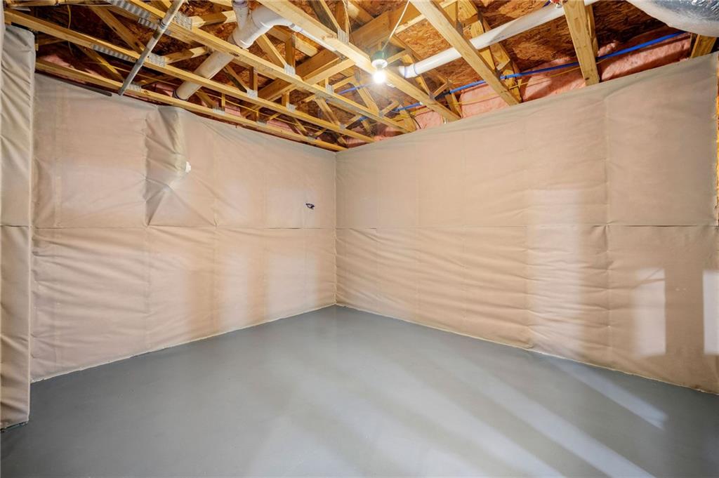 212 Roseman Way
