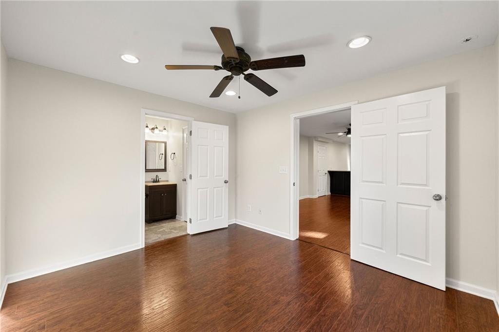 212 Roseman Way